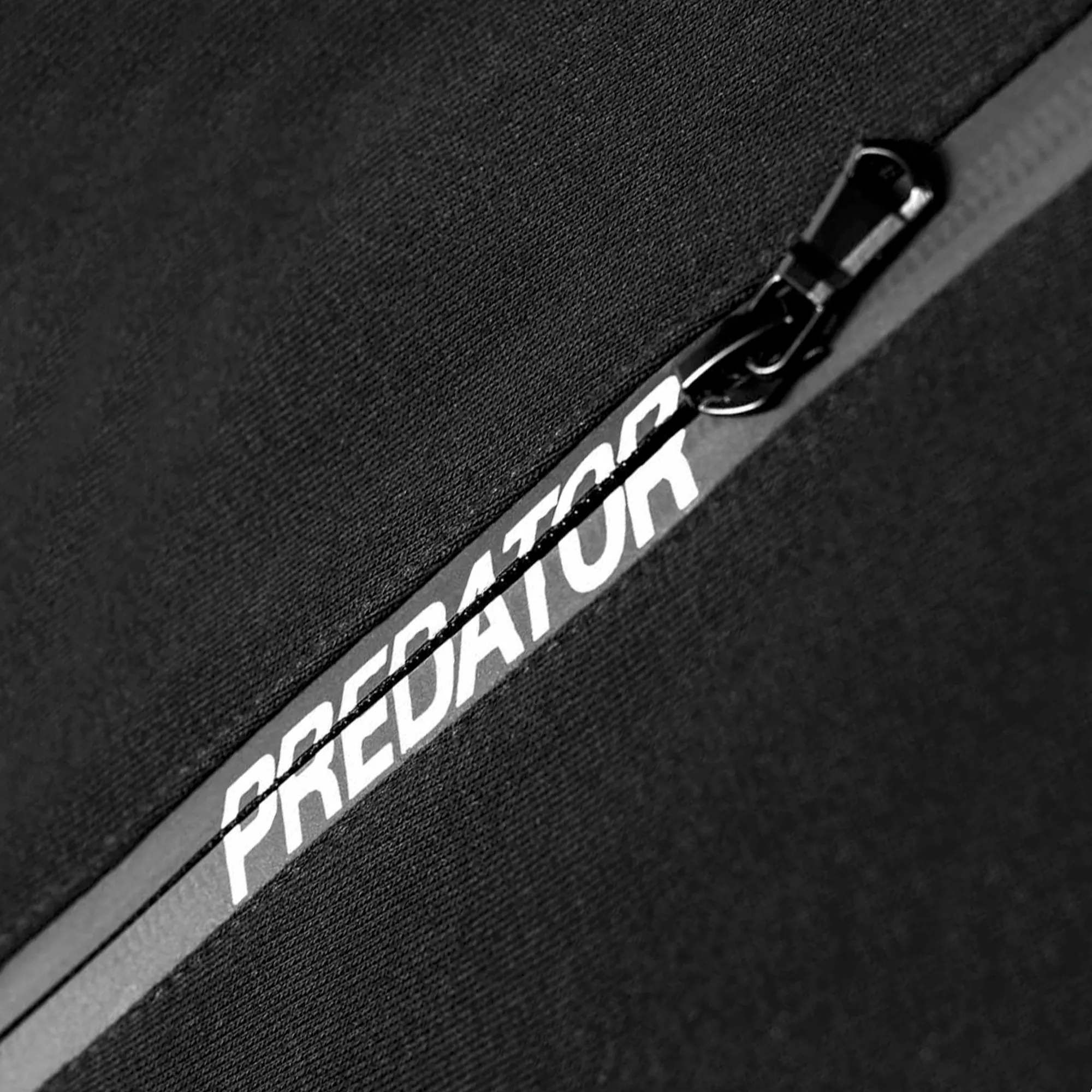 predator-polo-black-cat-quarter-zip-unisexe-noir image 4