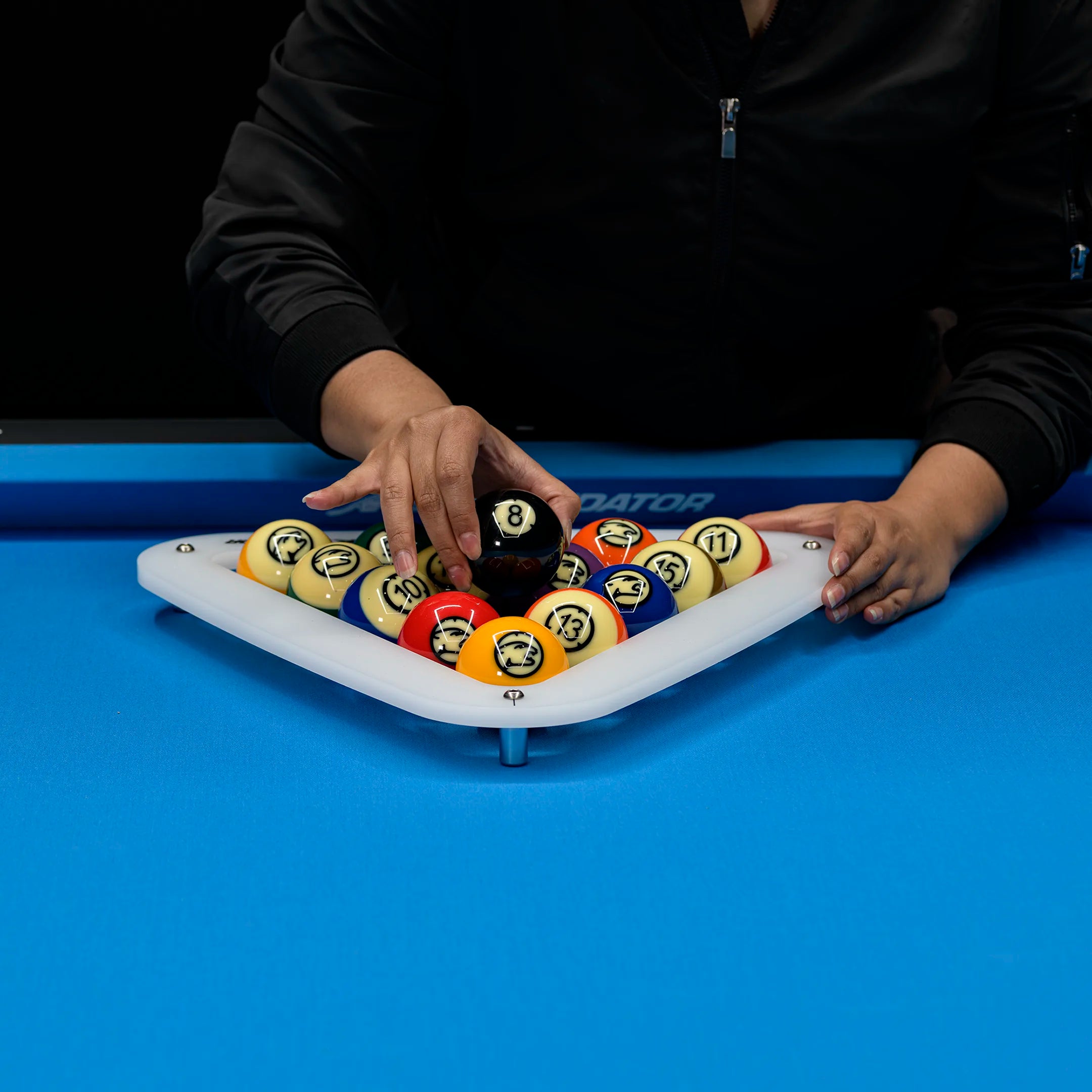 predator-aerorack-blanc-triangle-de-billard image 3
